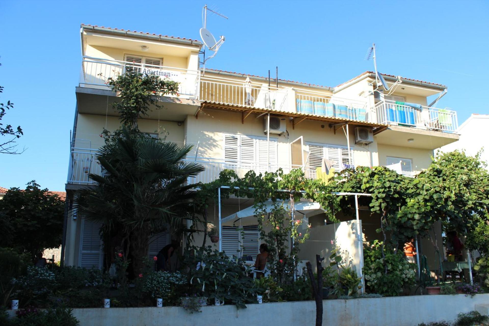 Apartments Miriam Srima Vodice Esterno foto